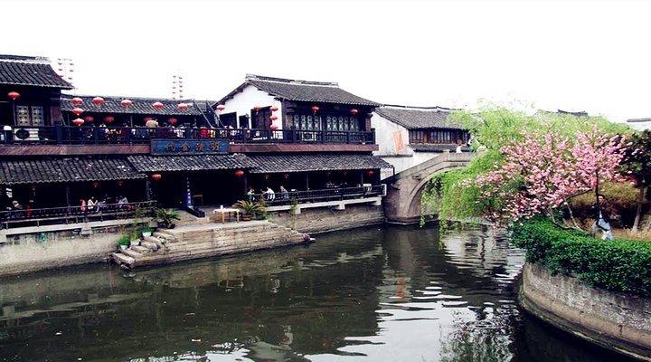 探秘如果碰到低俗的婚礼习俗该如何应对?,挖掘冷门知识,满足好奇心